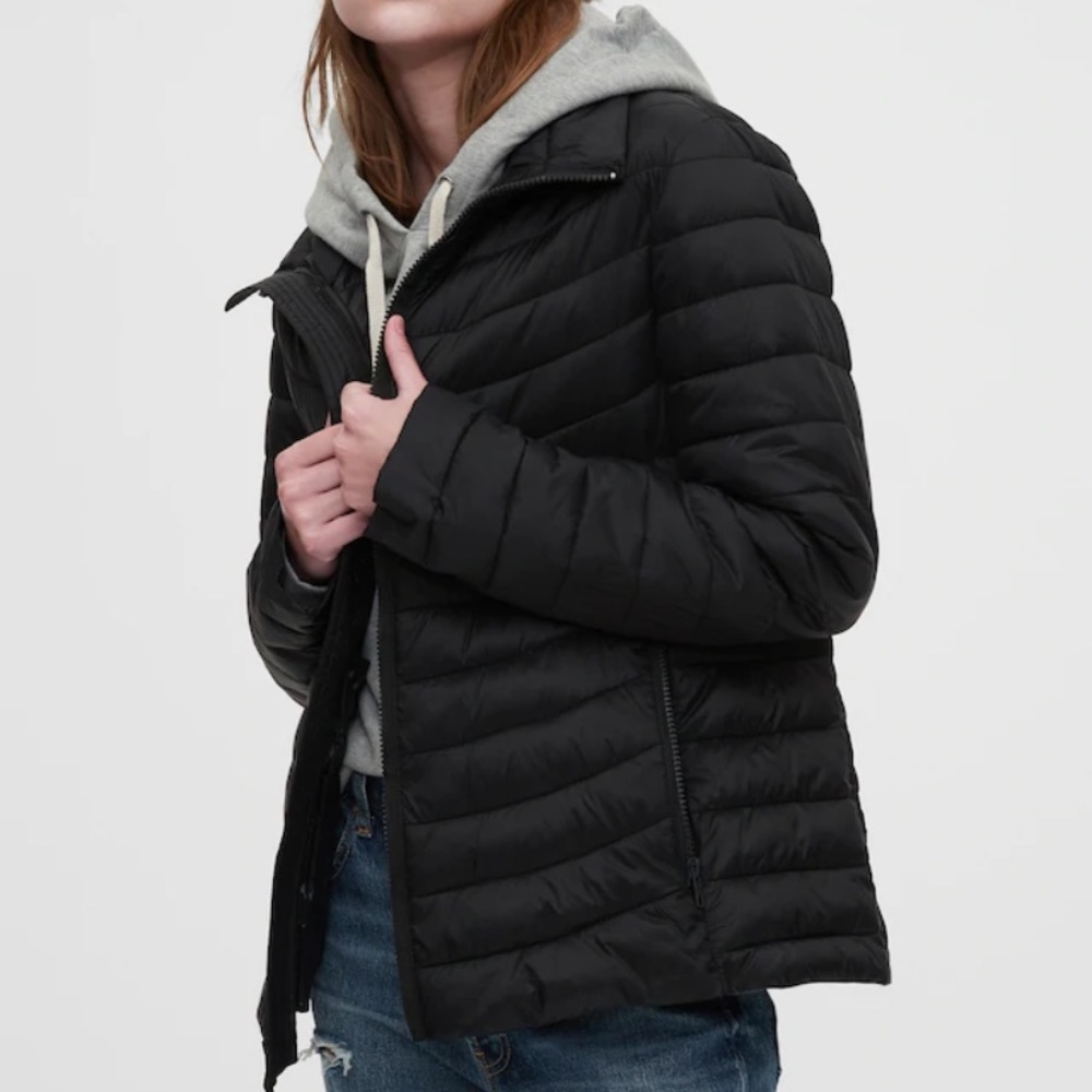 Gap Lightweight Puffer Jacket